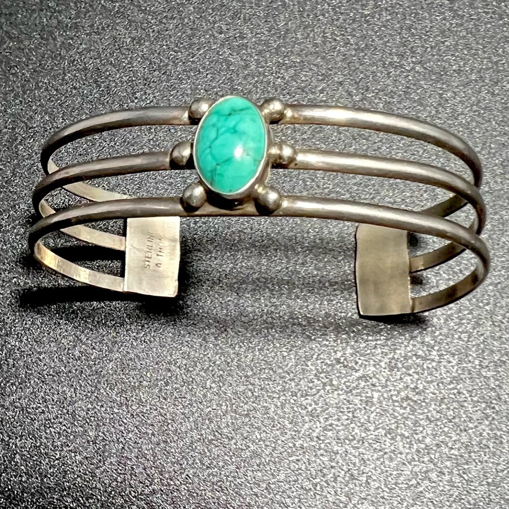 Vtg Sterling Silver Green SpiderWeb Turquoise Cuff Native American Signed A Thom